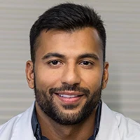 Dr. Tiago Moura